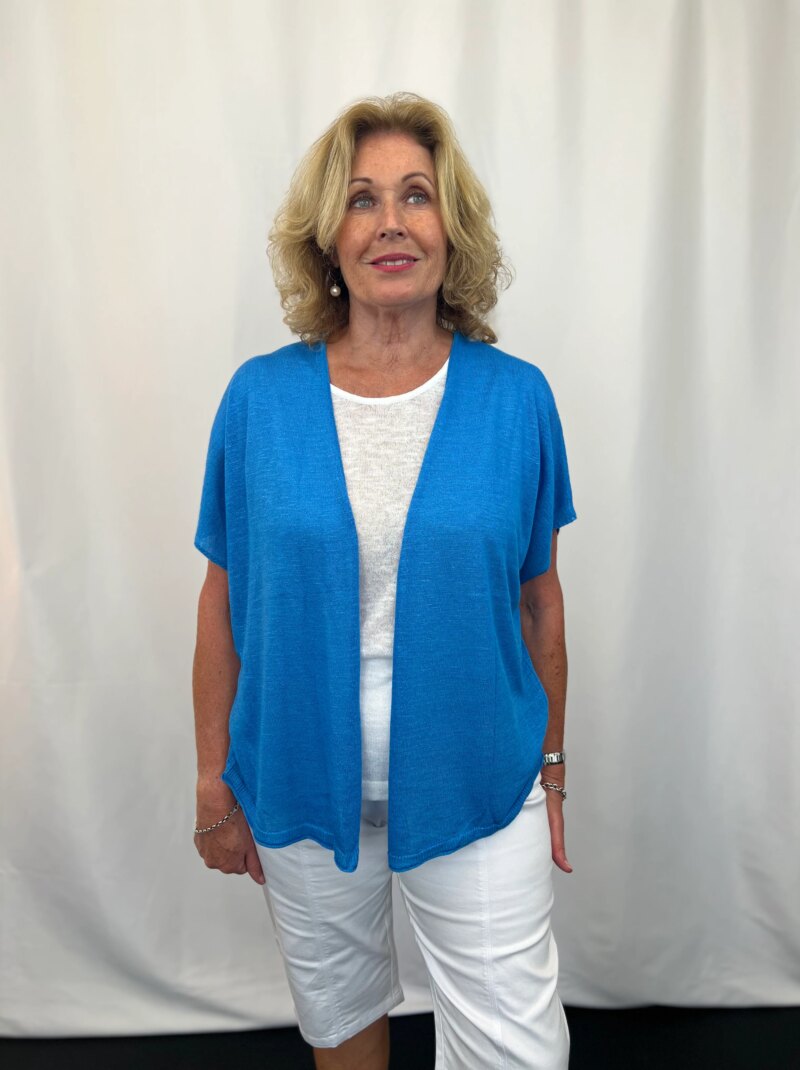 Elegant Lightweight Knit Cardigan In Vibrant Blue